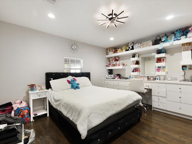 249 N Acres Drive, Dallas, TX 75217