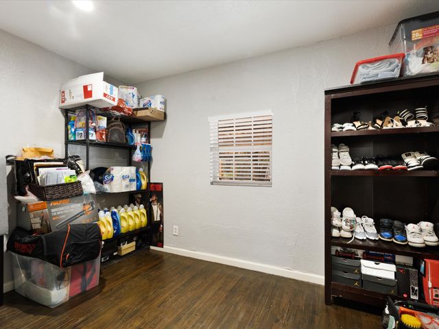 249 N Acres Drive, Dallas, TX 75217