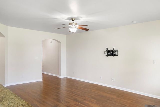 39363 Legacy Lake Dr, Gonzales, LA 70737