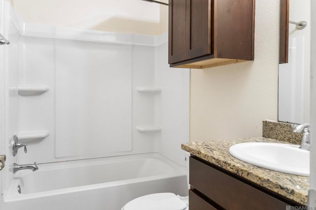 39363 Legacy Lake Dr, Gonzales, LA 70737