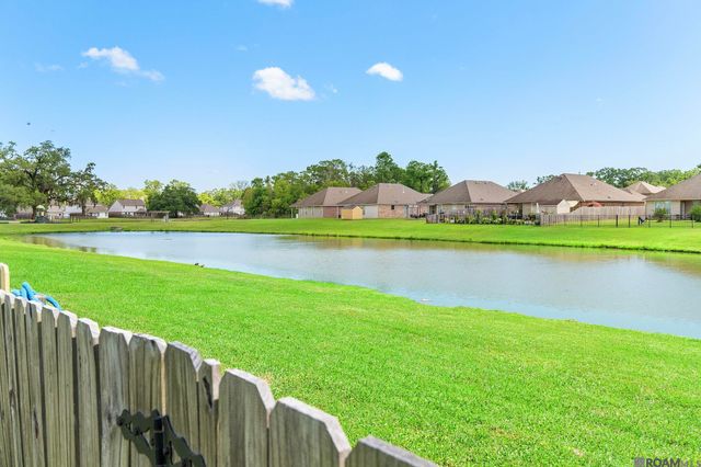 39363 Legacy Lake Dr, Gonzales, LA 70737