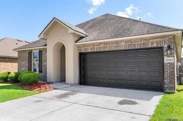 39363 Legacy Lake Dr, Gonzales, LA 70737