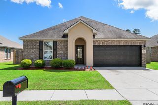 39363 Legacy Lake Dr, Gonzales, LA 70737