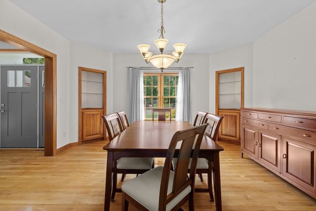 4 Pierce Way, Easton, MA 02356