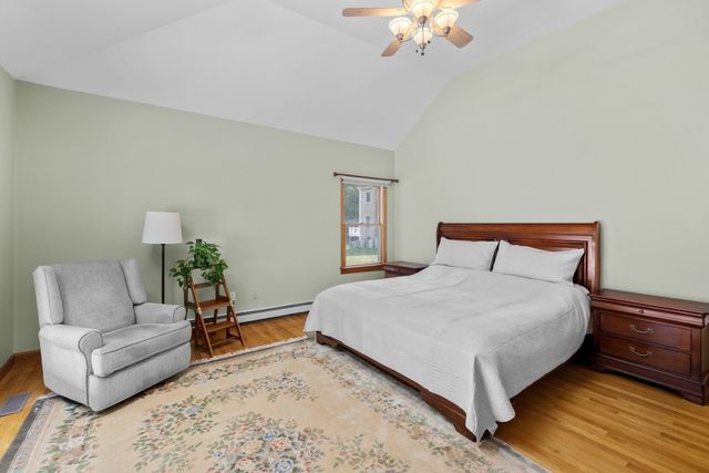 4 Pierce Way, Easton, MA 02356
