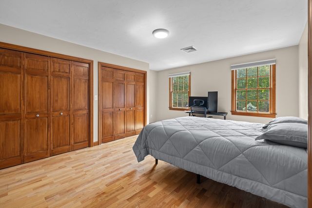 4 Pierce Way, Easton, MA 02356