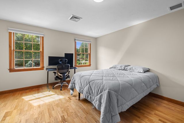 4 Pierce Way, Easton, MA 02356