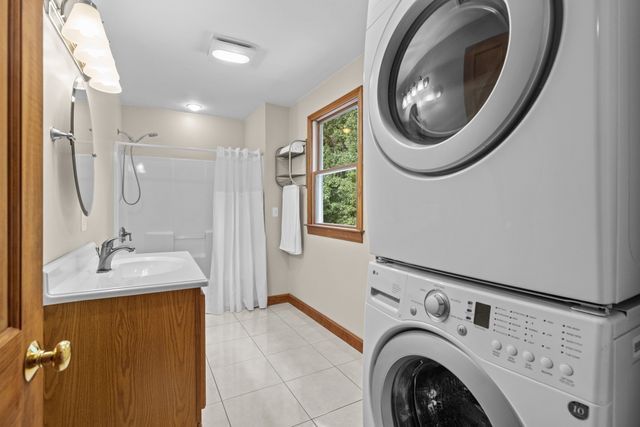 4 Pierce Way, Easton, MA 02356