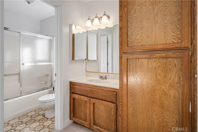 42718 Coolcrest Drive, Lake Hughes, CA 93532