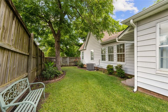 712 N Pacific Street, Mineola, TX 75773