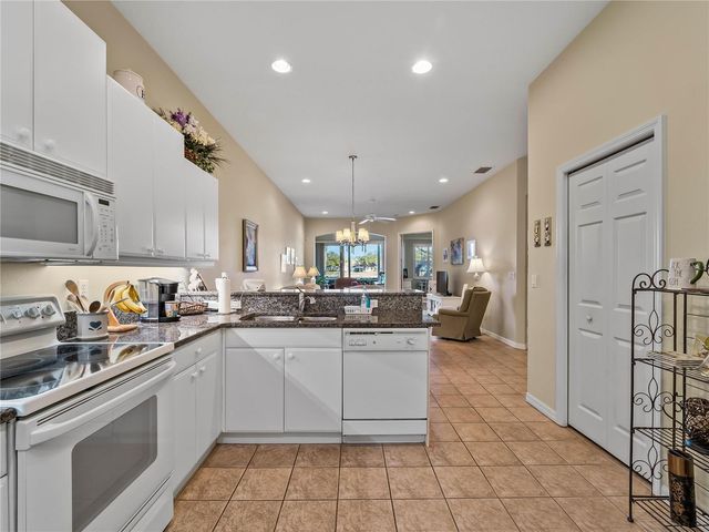 2155 LYNX RUN, North Port, FL 34288