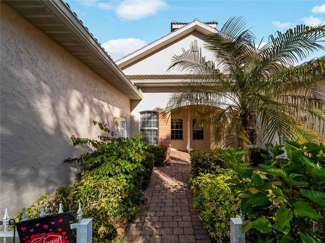 2155 LYNX RUN, North Port, FL 34288