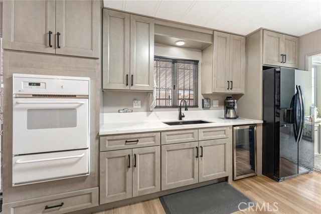 1420 Cabrillo Drive, Hemet, CA 92543