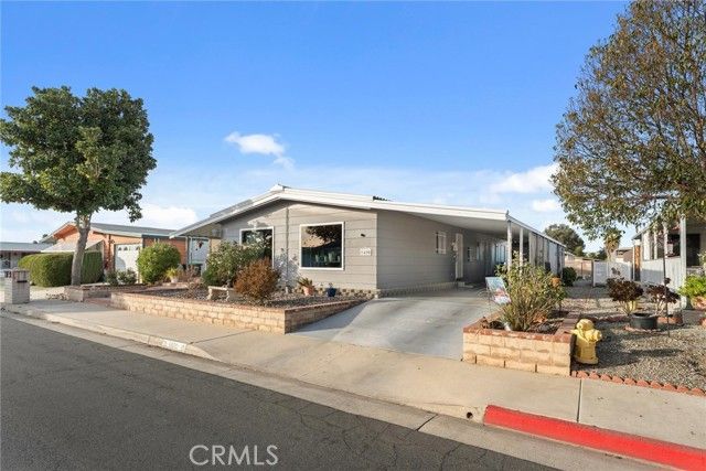 1420 Cabrillo Drive, Hemet, CA 92543