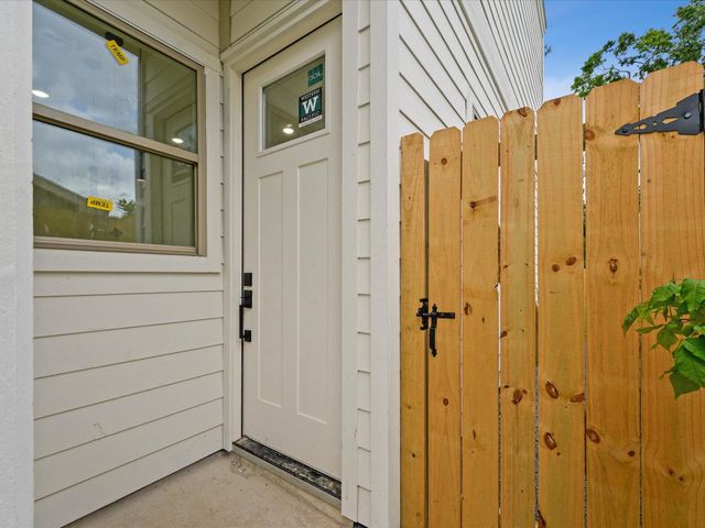 7422 Maxroy Street, Houston, TX 77088