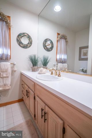 3 FENIMORE RD, Hamilton, NJ 08690