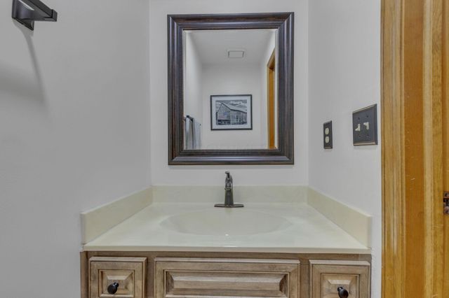 2371 Parkview Drive, Grove City, OH 43123