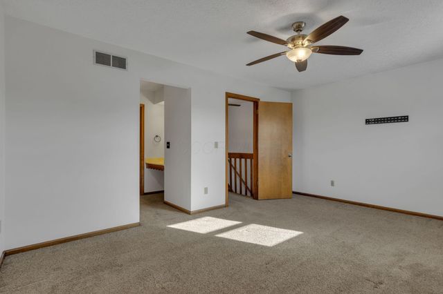 2371 Parkview Drive, Grove City, OH 43123