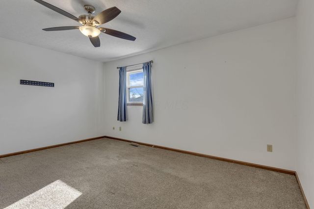 2371 Parkview Drive, Grove City, OH 43123