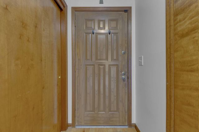 2371 Parkview Drive, Grove City, OH 43123