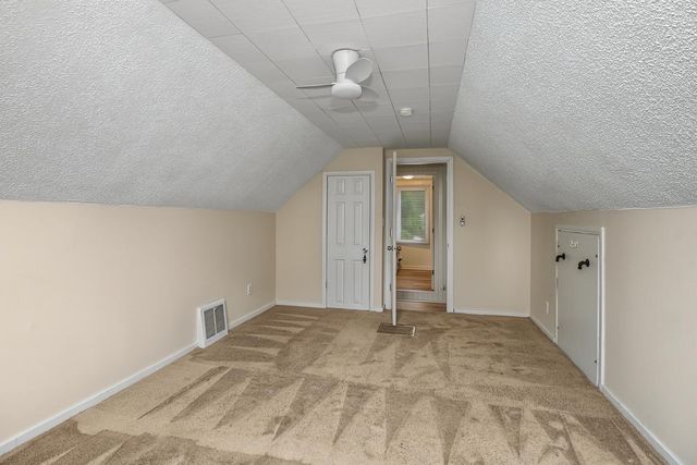 653 4th Avenue S, South Saint Paul, MN 55075