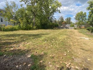 1738 Whitcomb Avenue, Des Plaines, IL 60018