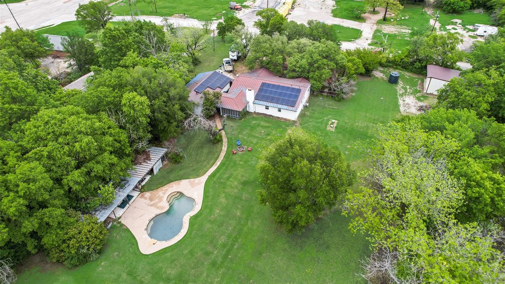 1809 N Trinity Road, Denton, TX 76208 — exterior