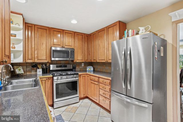 2408 BIRCH DR, Baltimore, MD 21207