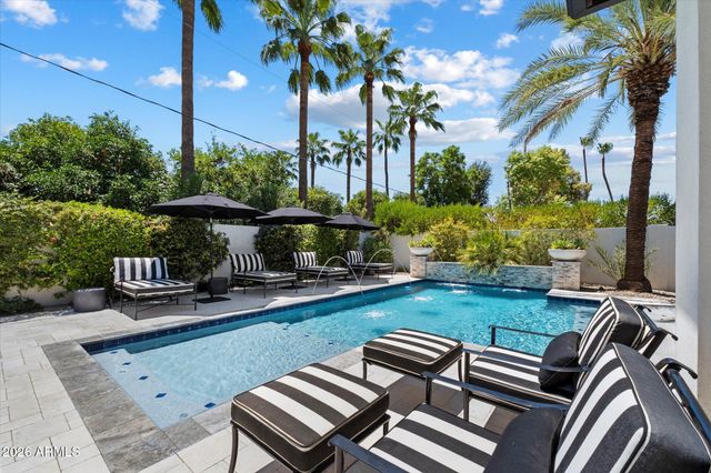 6745 E MONTECITO Avenue, Scottsdale, AZ 85251