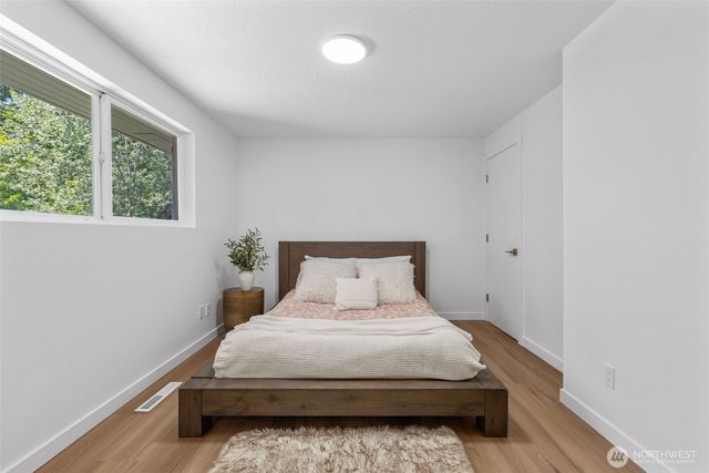 8712 Wildwood Avenue SW, Lakewood, WA 98498