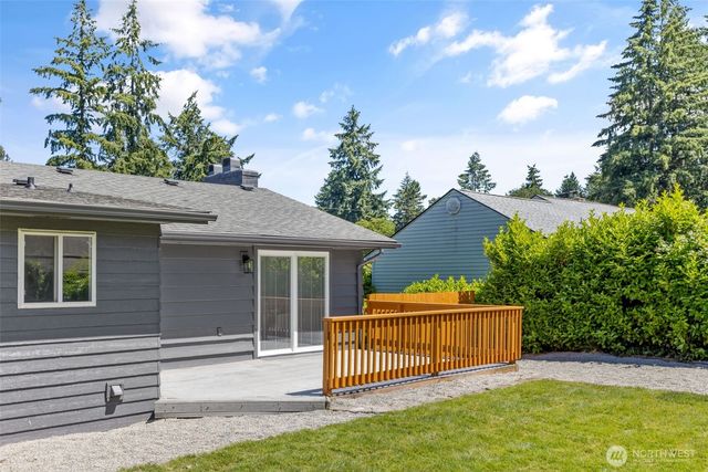 8712 Wildwood Avenue SW, Lakewood, WA 98498