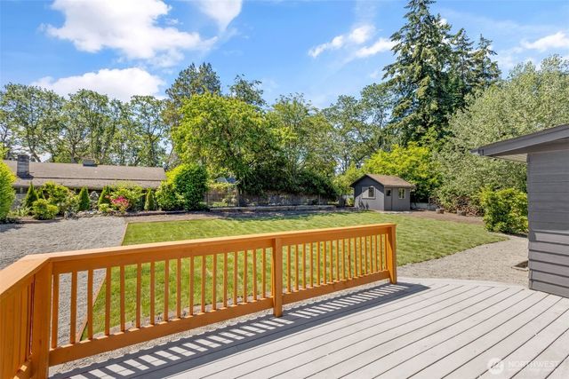 8712 Wildwood Avenue SW, Lakewood, WA 98498