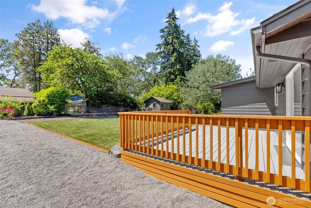 8712 Wildwood Avenue SW, Lakewood, WA 98498
