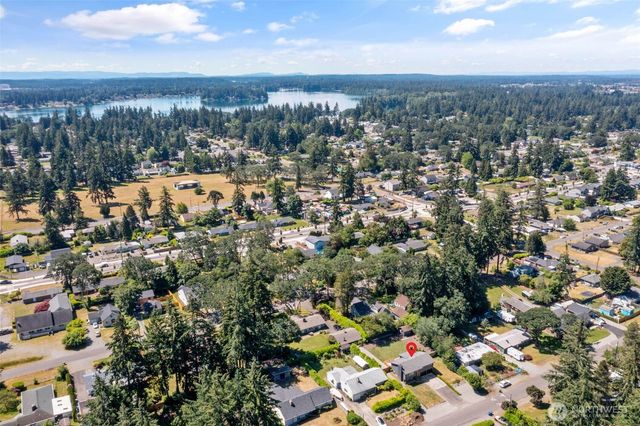 8712 Wildwood Avenue SW, Lakewood, WA 98498