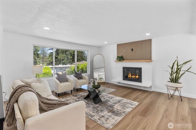 8712 Wildwood Avenue SW, Lakewood, WA 98498