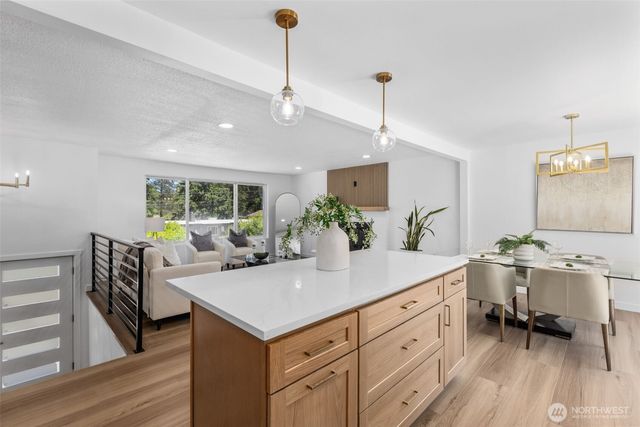 8712 Wildwood Avenue SW, Lakewood, WA 98498