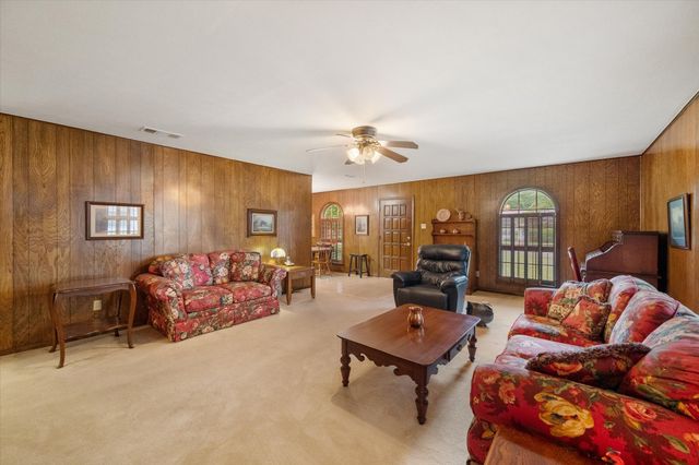 1609 Maplewood, Corsicana, TX 75110