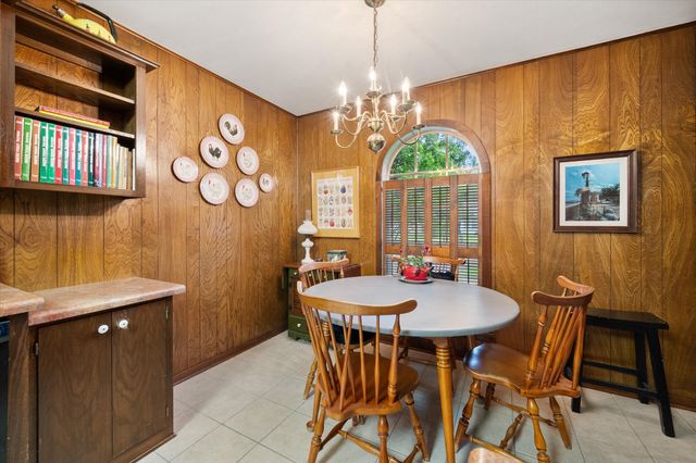 1609 Maplewood, Corsicana, TX 75110
