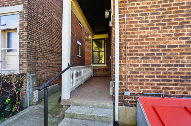 16 E 18th Street, Covington, KY 41011