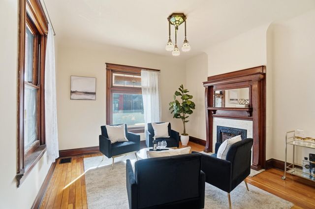 16 E 18th Street, Covington, KY 41011