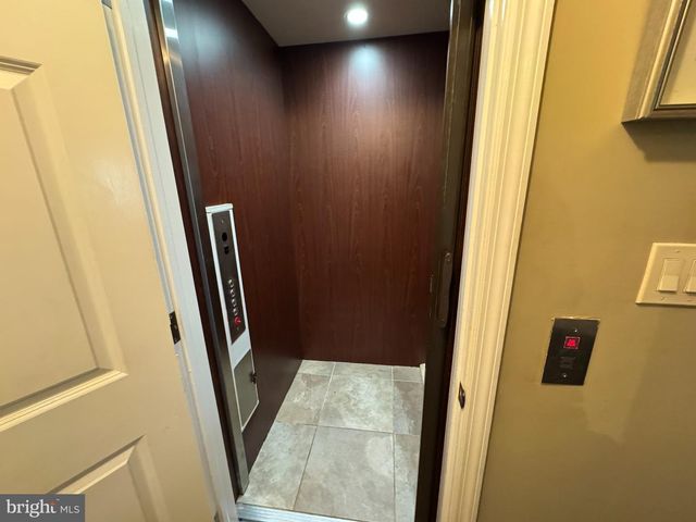 861 S GULPH RD, King Of Prussia, PA 19406