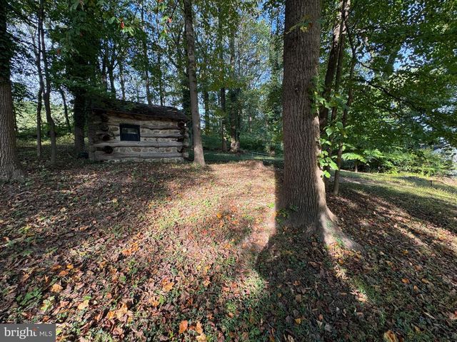 861 S GULPH RD, King Of Prussia, PA 19406