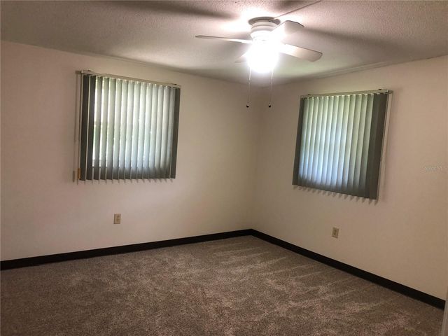 8 MOONLIGHT LANE, Winter Haven, FL 33884