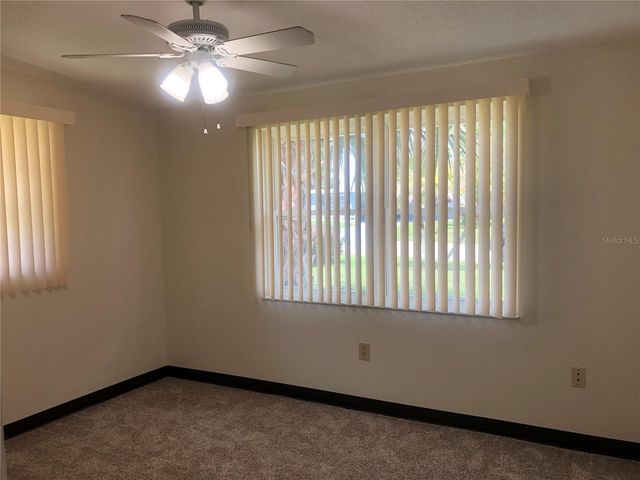 8 MOONLIGHT LANE, Winter Haven, FL 33884