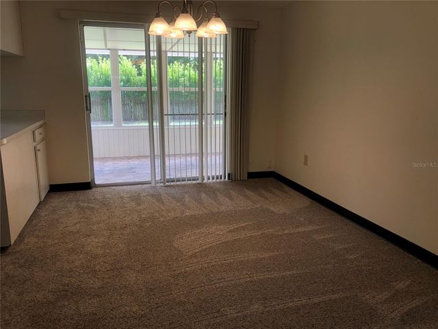8 MOONLIGHT LANE, Winter Haven, FL 33884