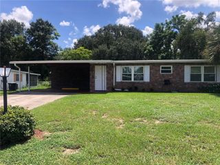 8 MOONLIGHT LANE, Winter Haven, FL 33884