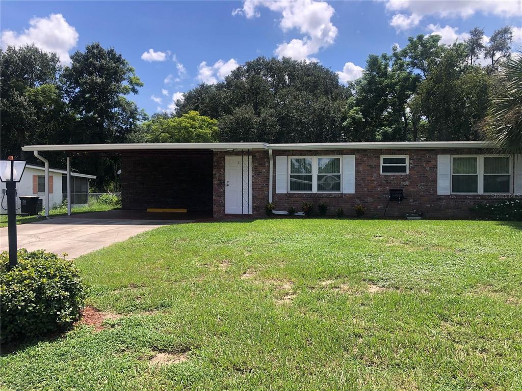 8 MOONLIGHT LANE, Winter Haven, FL 33884