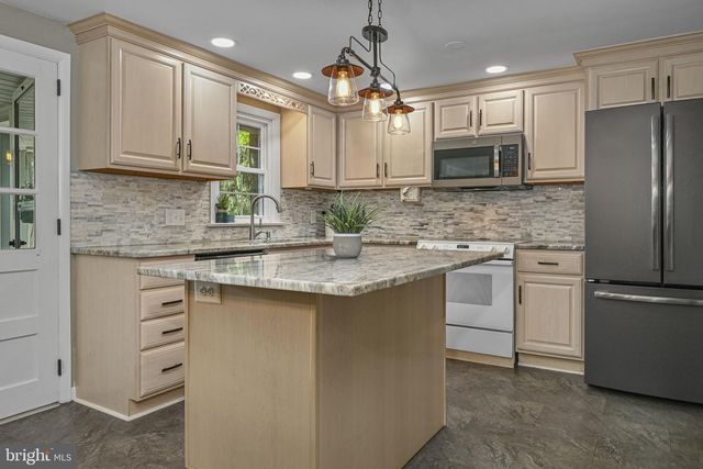 1534 S KEIM ST, Pottstown, PA 19465