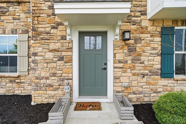 9 Wentworth Lane, Deer Park, OH 45236