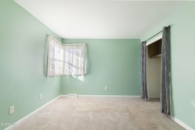 13 Dover Drive, Colonie, NY 12110